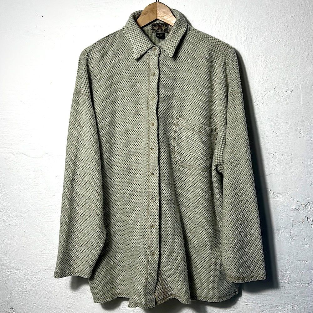 EXP • Women’s Size Large Knit Button Up Sweater •